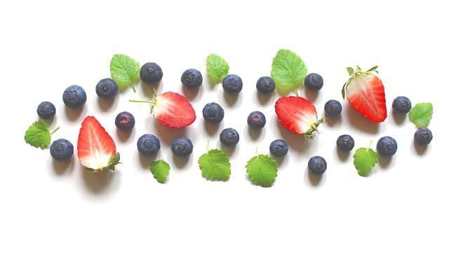 strawberries-ga46c01bca_640